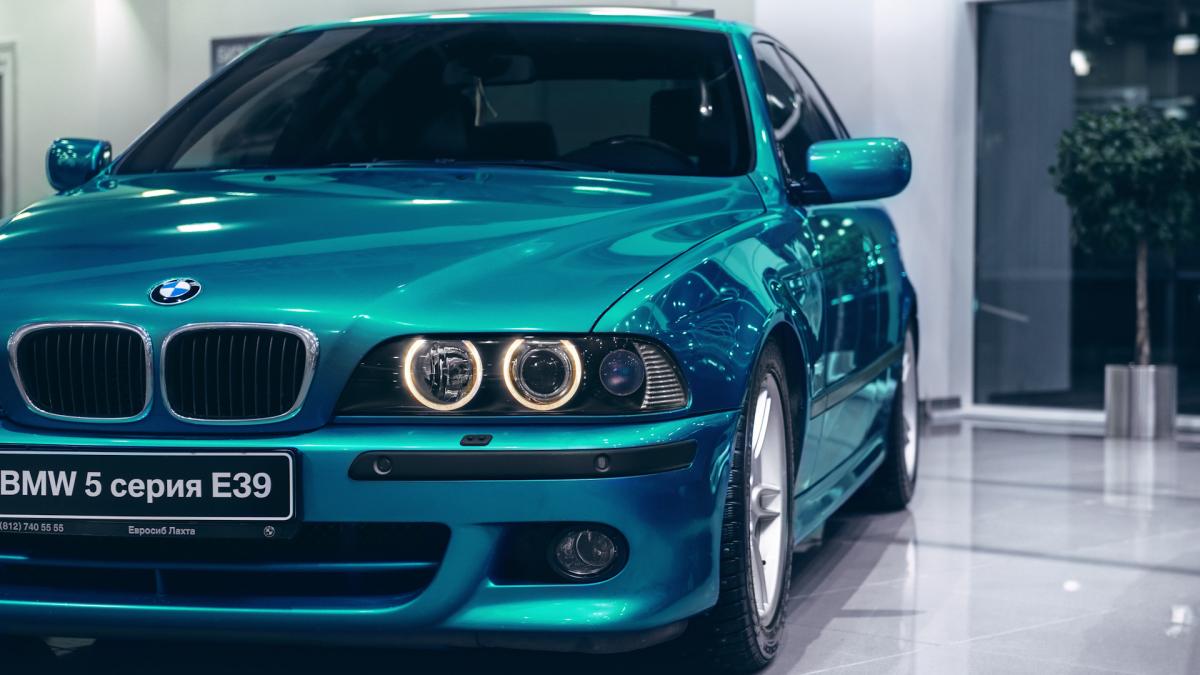 Гармония в каждом оттенке: покраска кузова BMW 5 серии E39 в M-Service